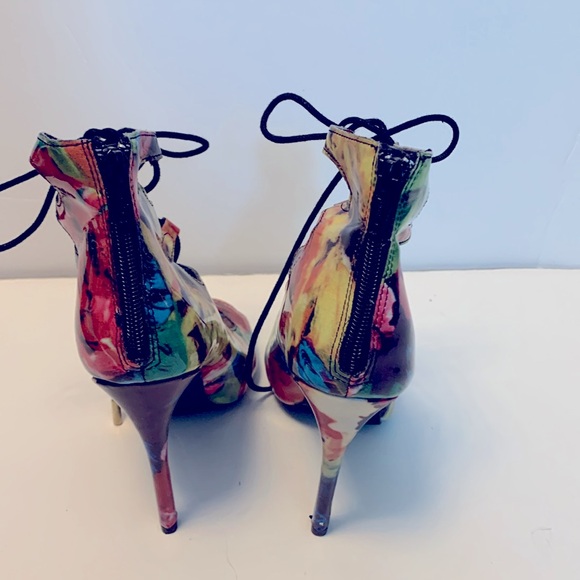 Candies size 7.5 multi color stiletto heels with peep toes - Picture 4 of 6